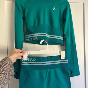 Ryderwear teal workout set